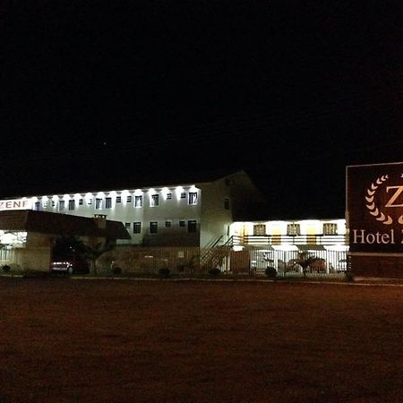 Hotel Zenf Papanduva Eksteriør bilde